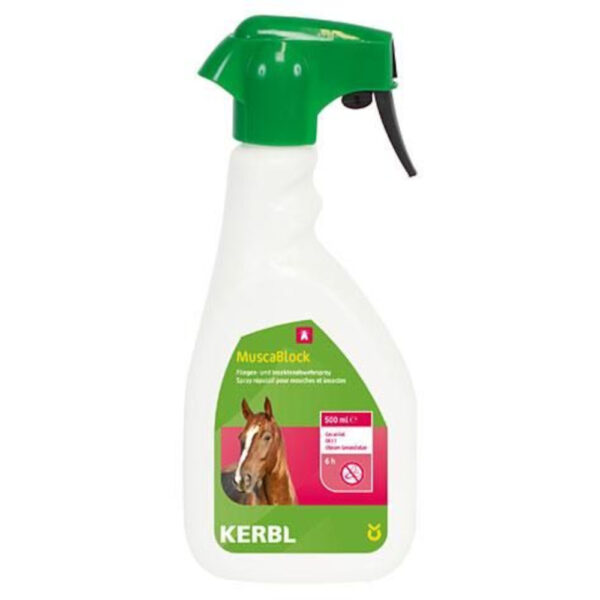 Flacone bianco Kerbl MuscaBlock 500 ml con spruzzino verde, testa di cavallo baio e simbolo 6 h antimosca.
