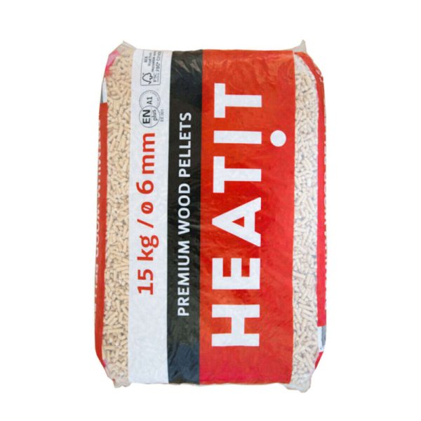 Sacco da 15 kg Heatit Premium Wood Pellets, bande rosso nero e bianco, pellet beige visibili, loghi EN plus A1 e FSC
