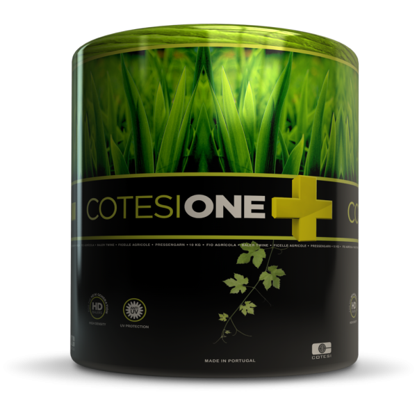 Render Cotesi One + su nero: grafica d'erba, ONE bianco e plus giallo, tralcio verde e icone HD Balers e UV.
