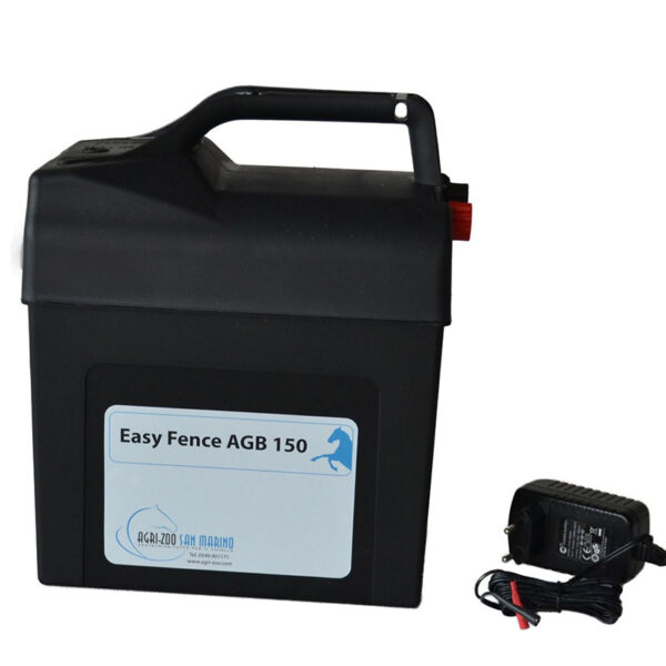 Elettrificatore nero Easy Fence AGB 150 Agri-Zoo San Marino, con maniglia e caricabatterie esterno.